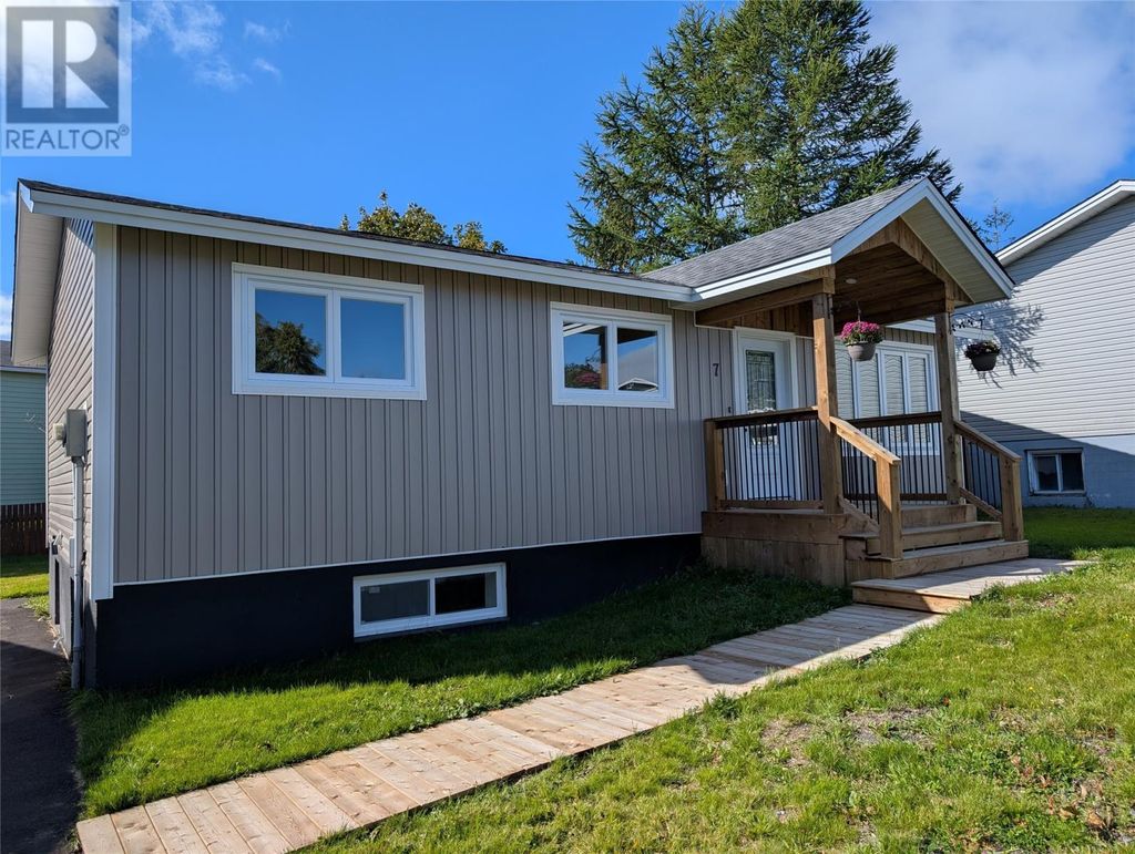 7 Norman Drive, Mount Pearl