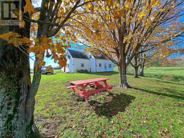 307 Lower Branch Road, Lower Branch