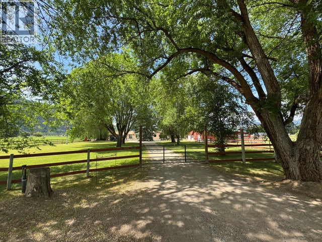 5175 Siminoff Road, Grand Forks