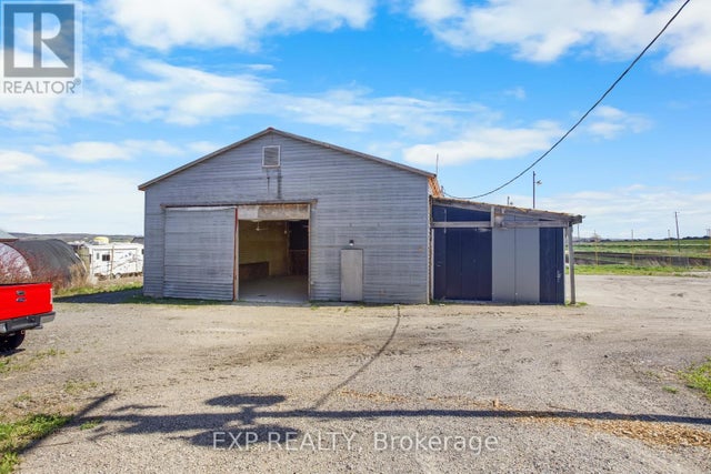 - Barn - 1153 Canal Road, Bradford West Gwillimbury (bradford)