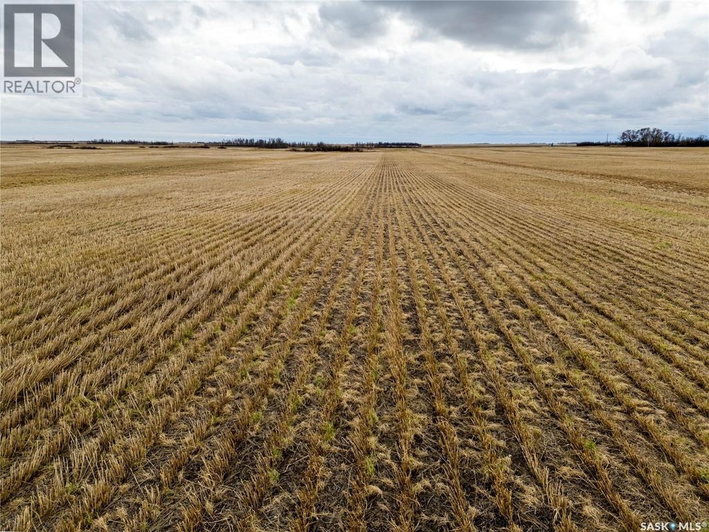 2,326 Acres - Estevan/macoun, Benson Rm No. 35