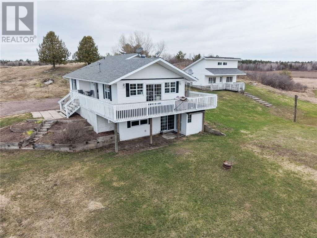 721 Piquette Road, Verner