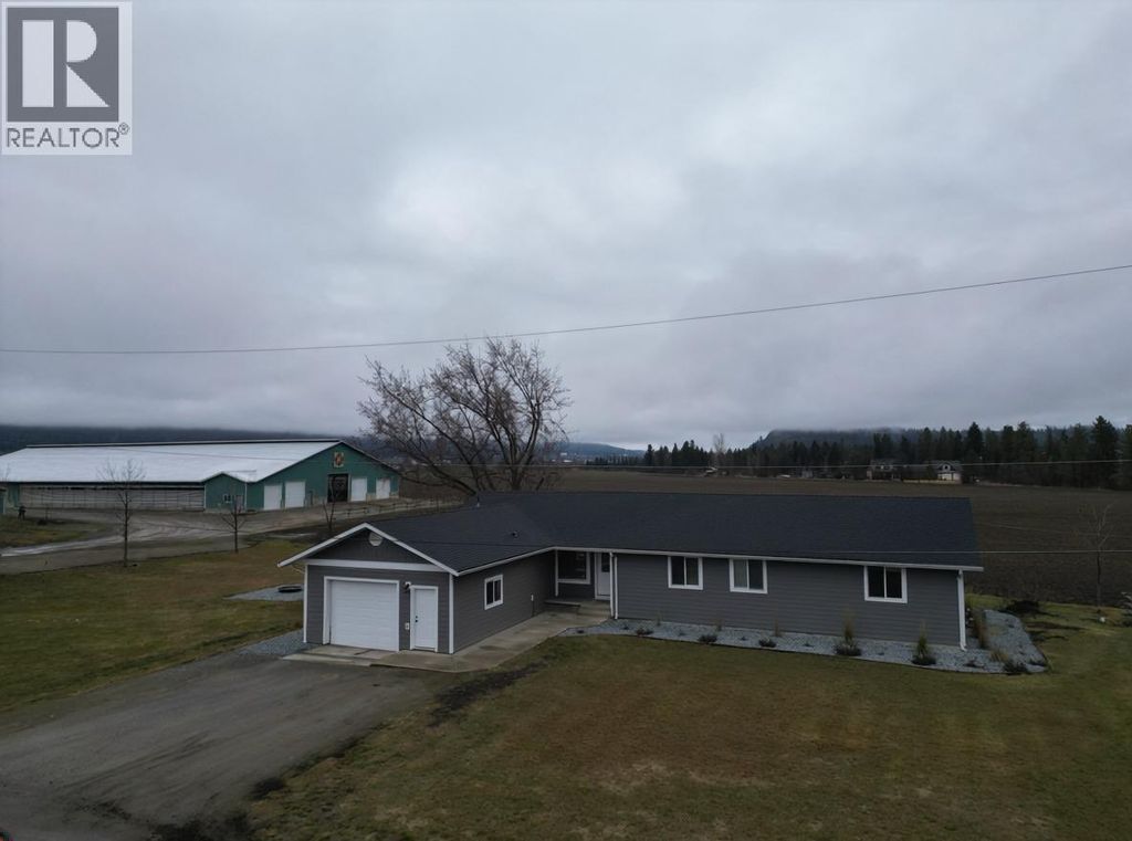 4809 Back Enderby Road, Spallumcheen