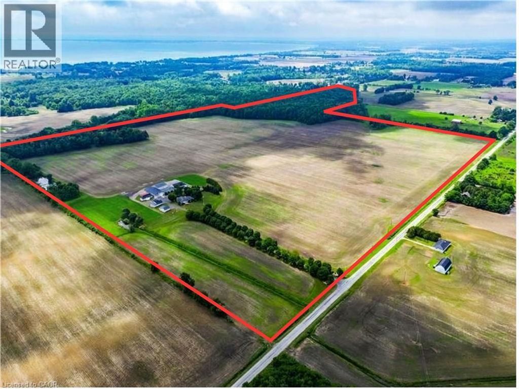 228 Charlotteville Road 1, St. Williams