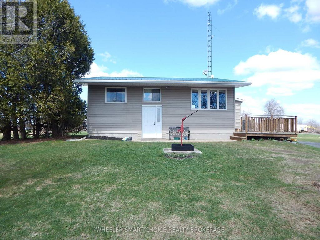 16935 Duff's Corners Road, North Stormont