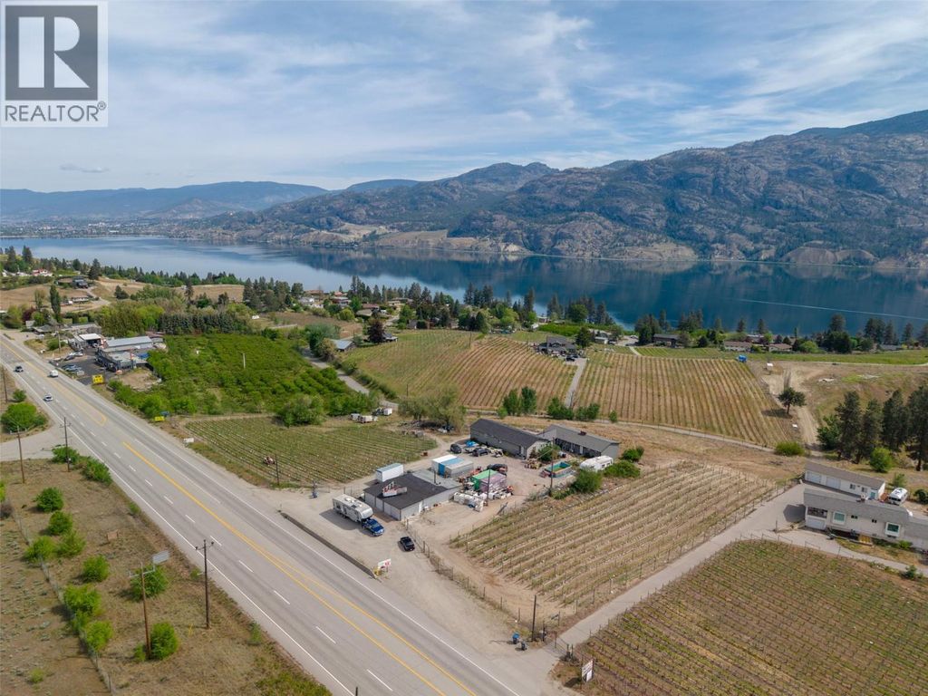 306 Hwy 97, Kaleden