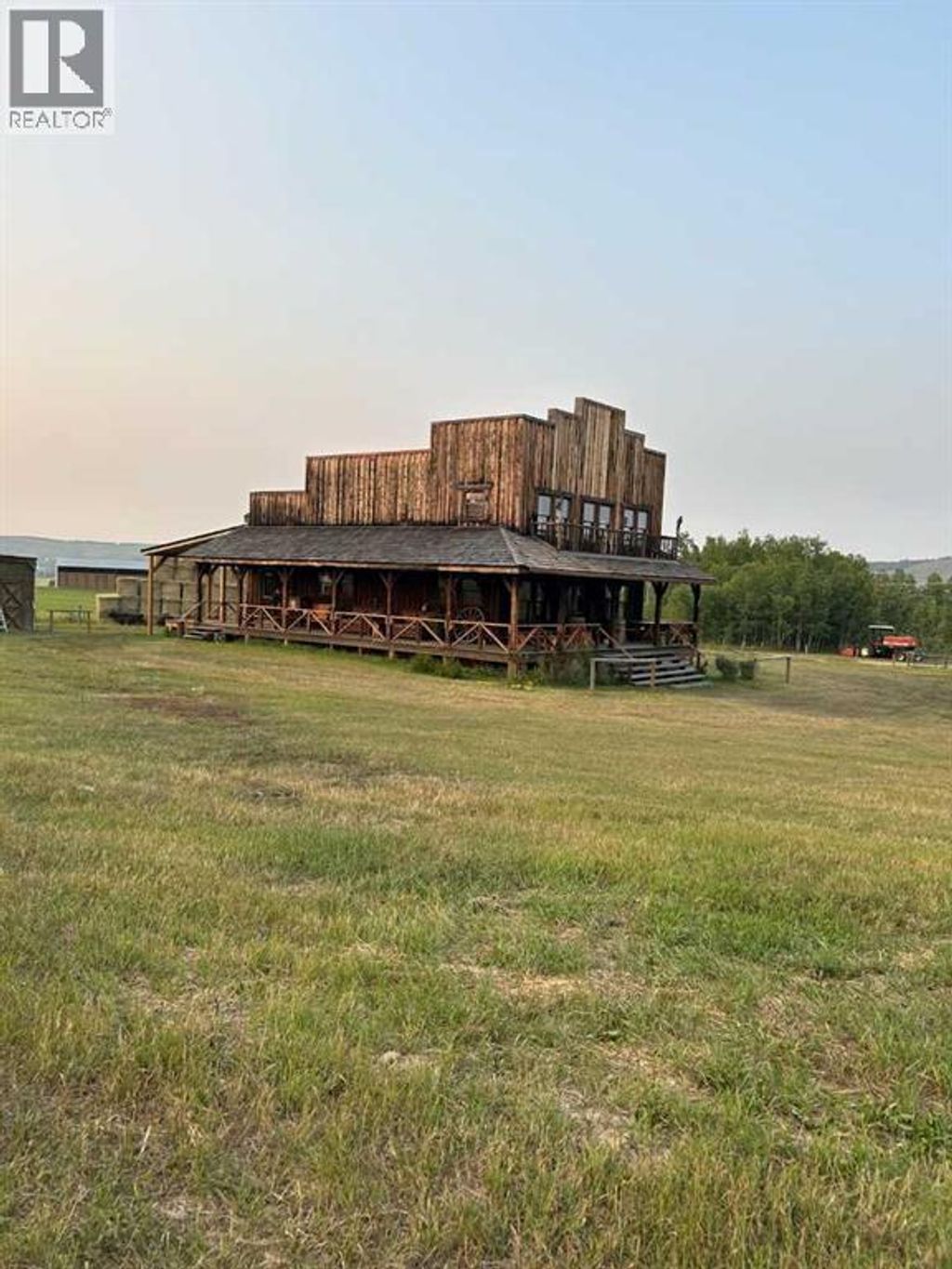 394 Ave West, Rural Foothills County