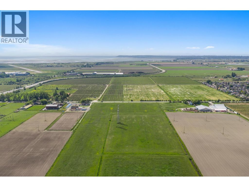 6988 Ladner Trunk Road, Delta