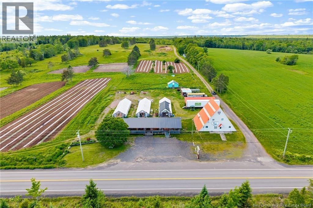 5925 Route 10, Hardwood Ridge
