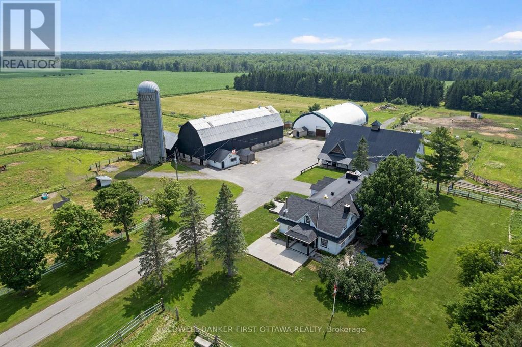 4655 Appleton Side Road, Mississippi Mills