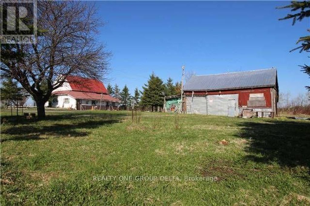 772789 Highway 10 Highway, Grey Highlands