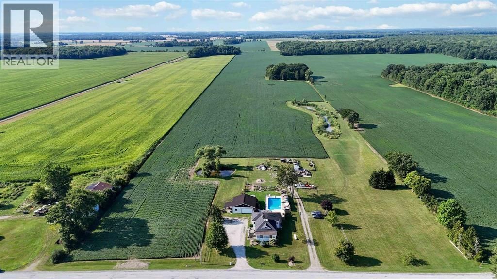 1061 Oil Springs Line, St Clair
