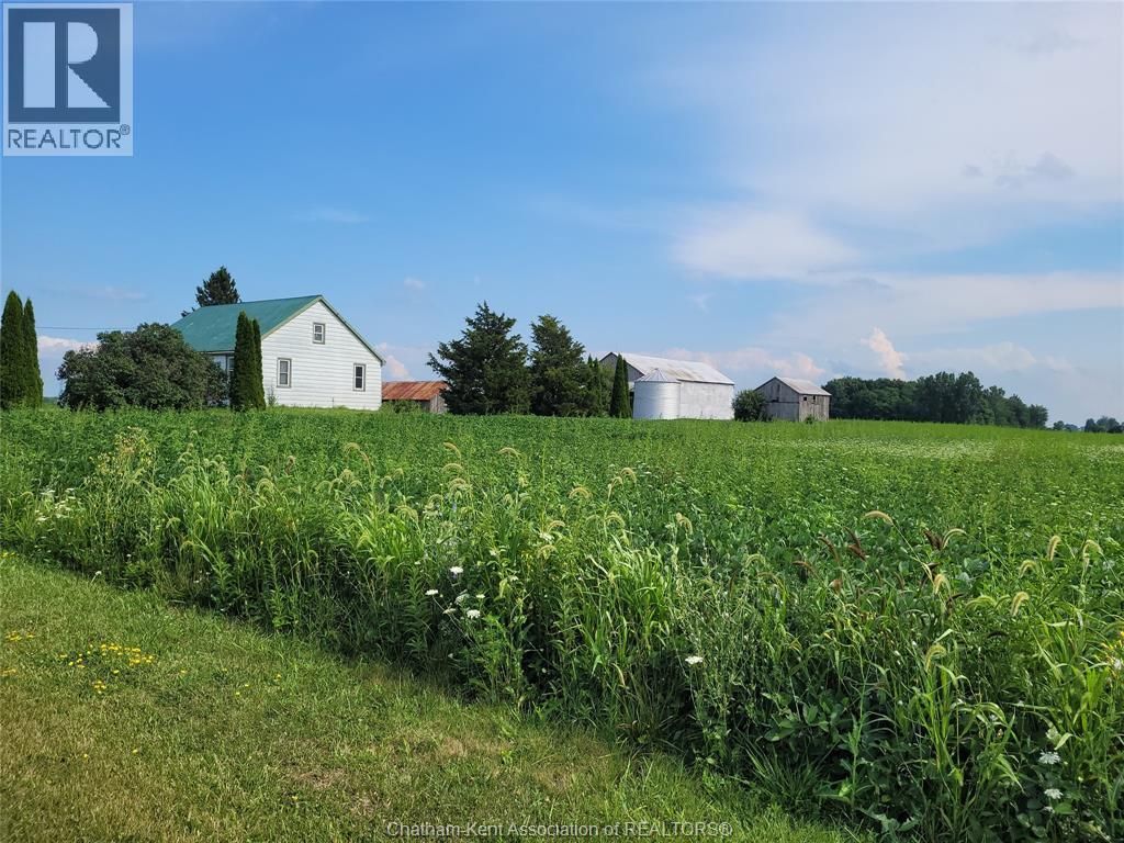 221 Holt Line, St Clair