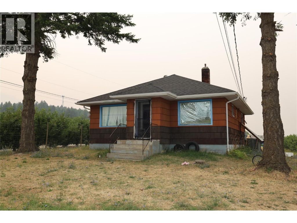 2737 Erickson Road, Erickson