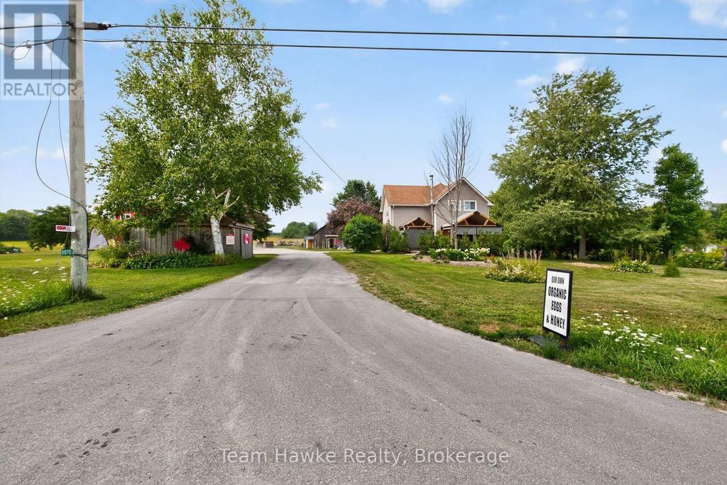 8870 County 93 Road, Midland