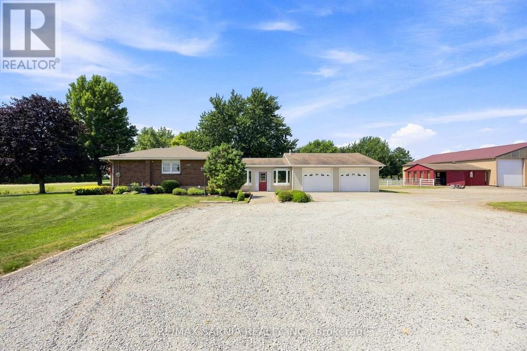 2694 Rokeby Line, St. Clair