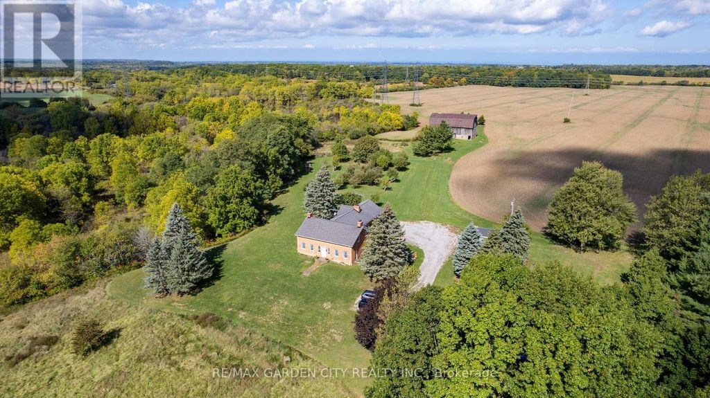 2432 Seburn Road, Thorold (cataract Road)