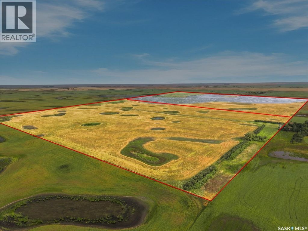 Allan Se Volk Farm Land, Allan
