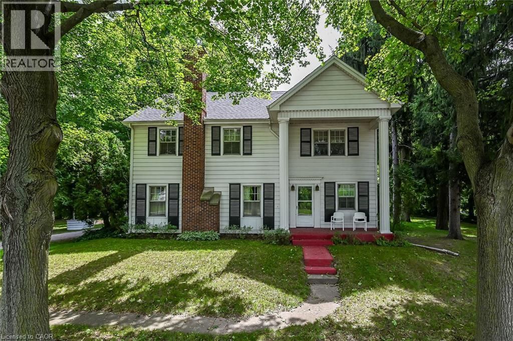 48 Garner Road W, Ancaster