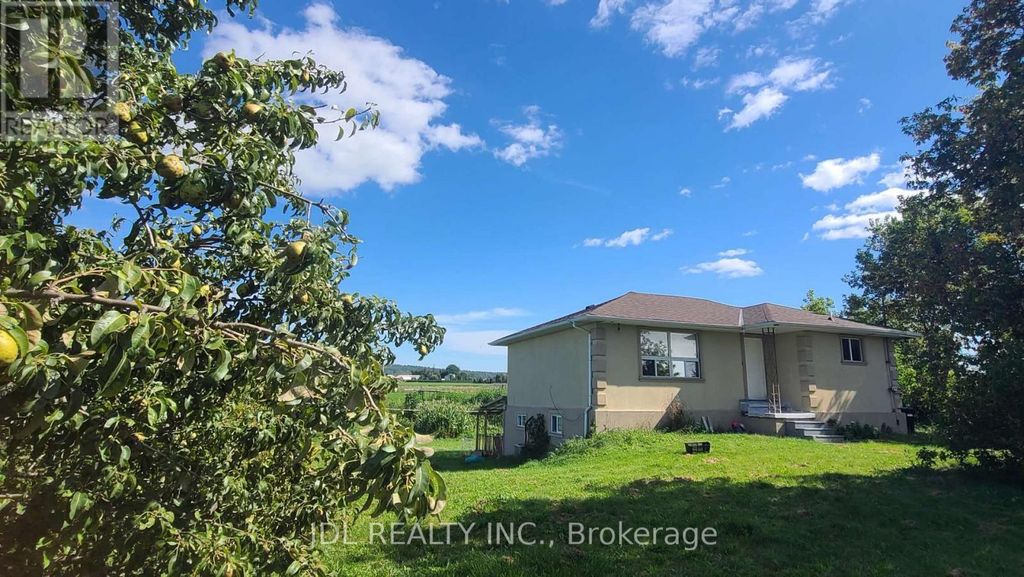 2411 Canal Road, Bradford West Gwillimbury