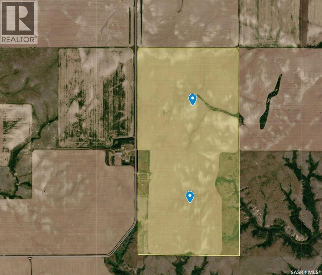 2 Quarters Rm 11, Hart Butte Rm No. 11