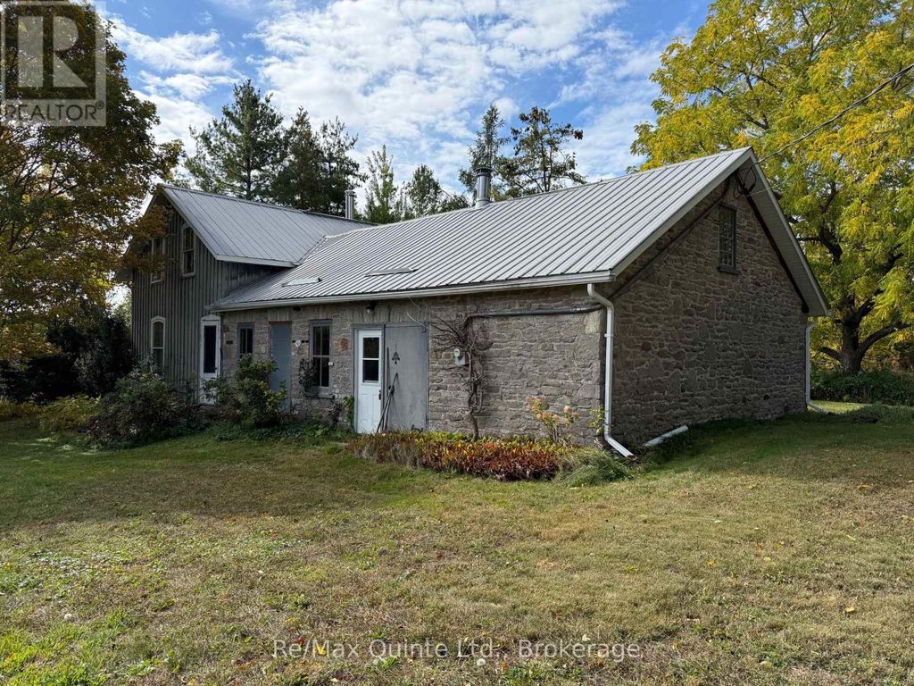 1079 Clearview Road, Centre Hastings