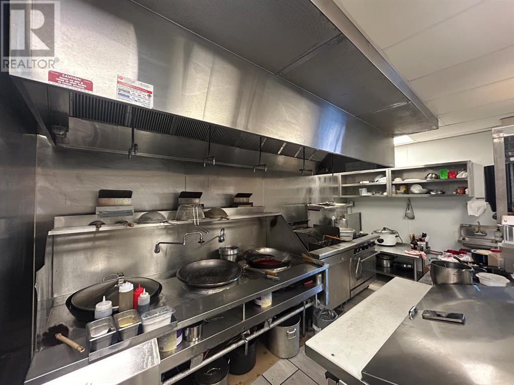 1c, 1330 15 Avenue Sw, Calgary