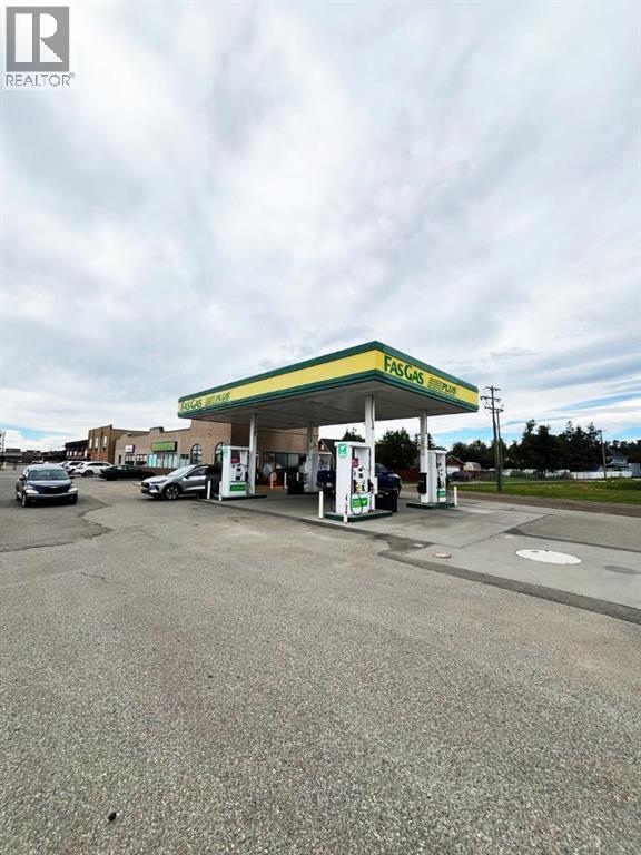 5313 1 Street W, Claresholm