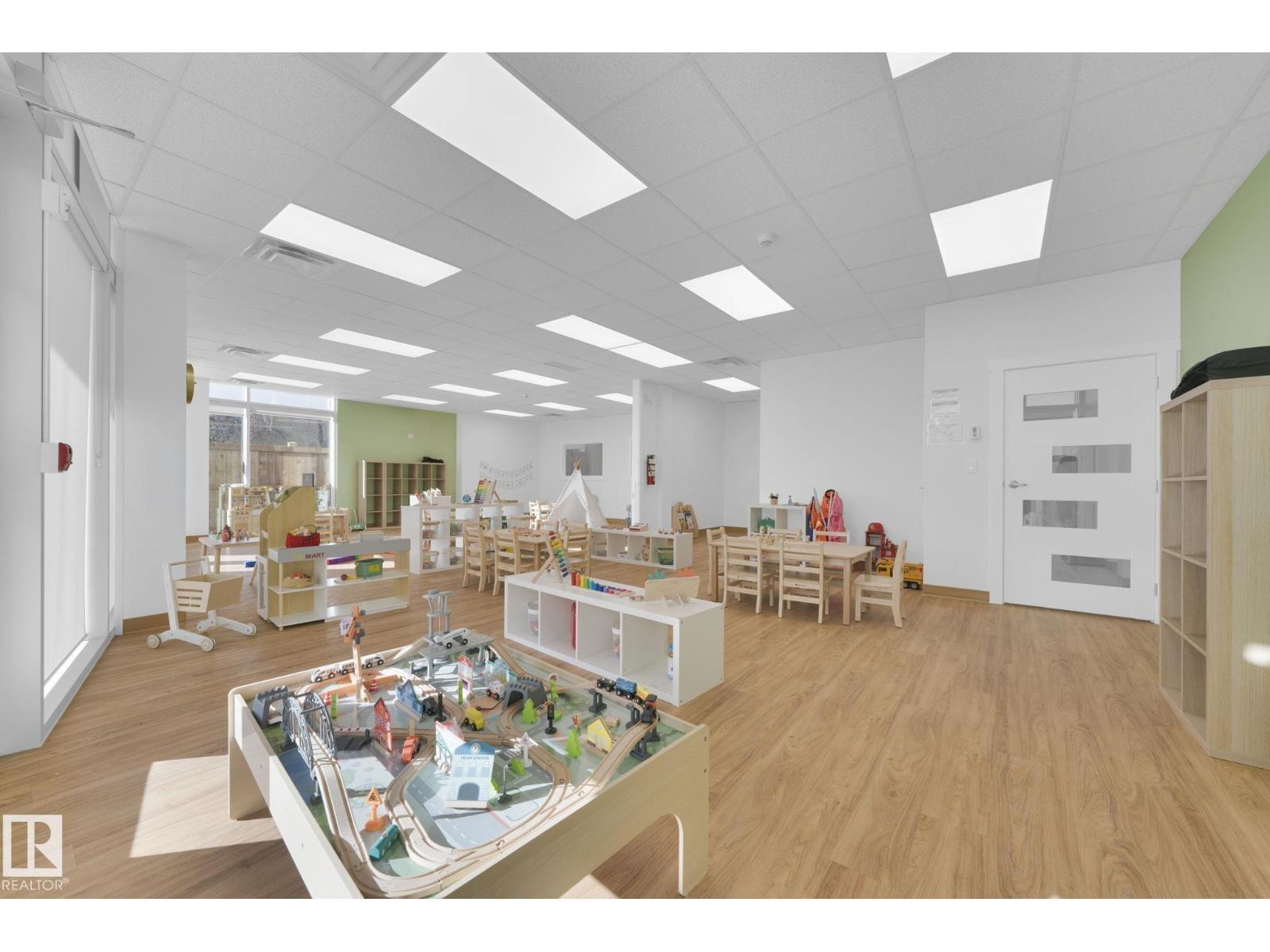 00 00 Av Nw Nw, Edmonton