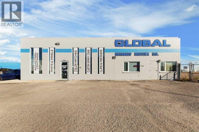 774 16 Street Sw, Medicine Hat