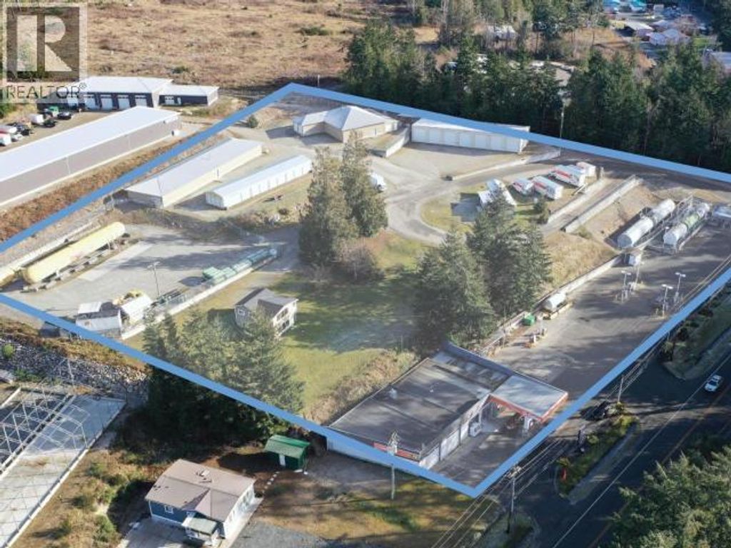 7408 Highway 101, Powell River