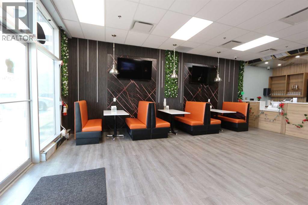 270 Nolanridge Crescent Nw, Calgary