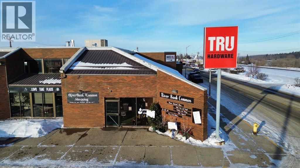 4804 50 Street, Ponoka