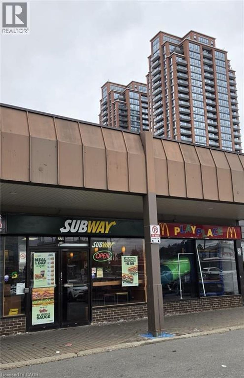 3305 Sheppard Avenue E, Toronto