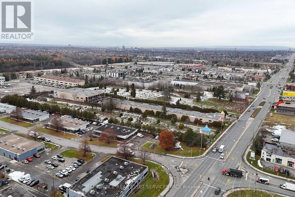 15 & 16 - 1884 Merivale Road, Ottawa