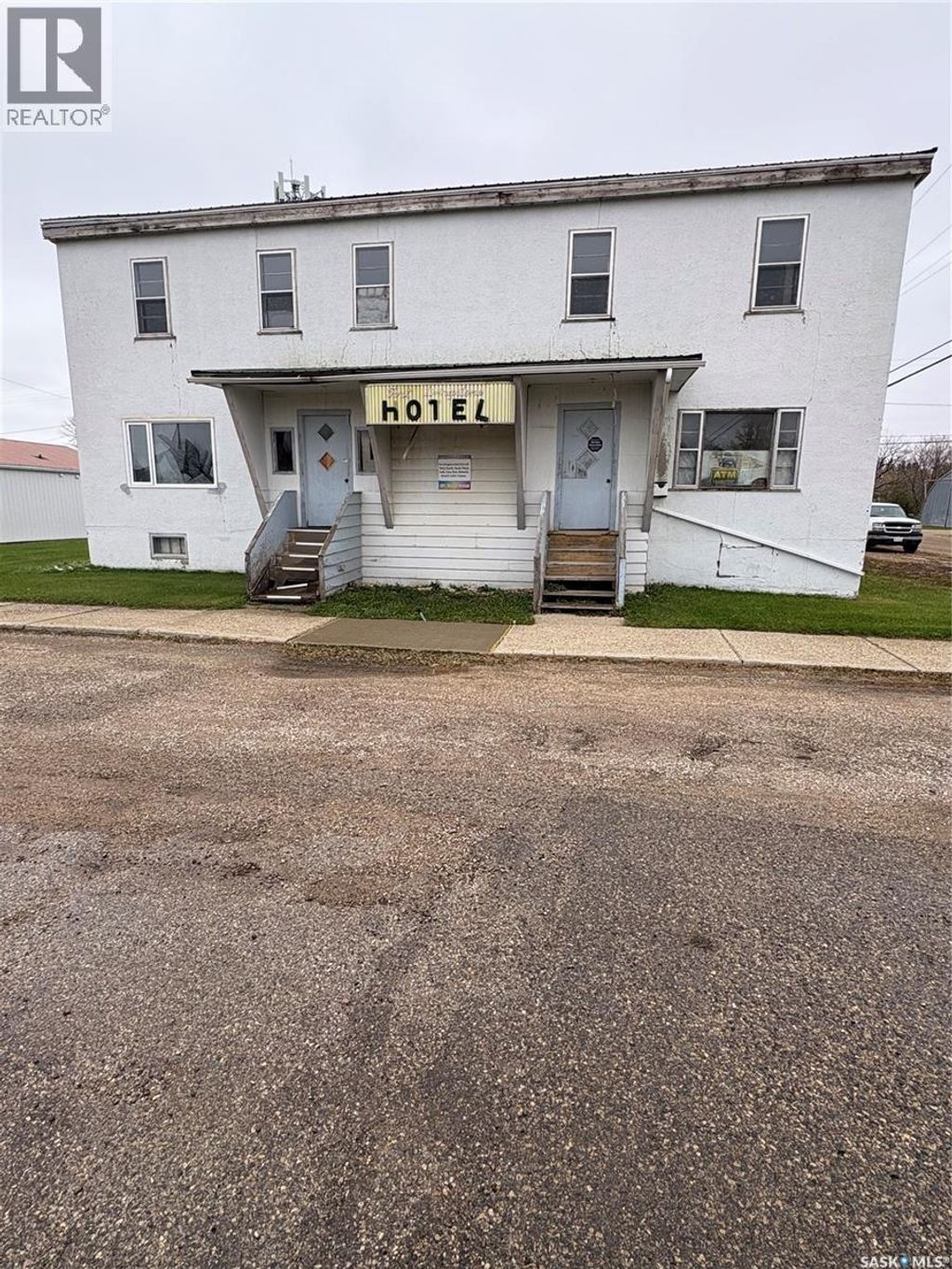 125 Main Street, Pelly