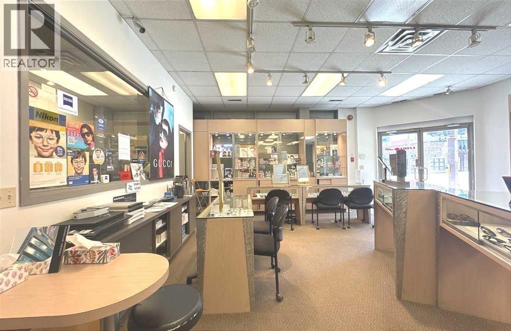 106, 233 Centre Street Sw, Calgary