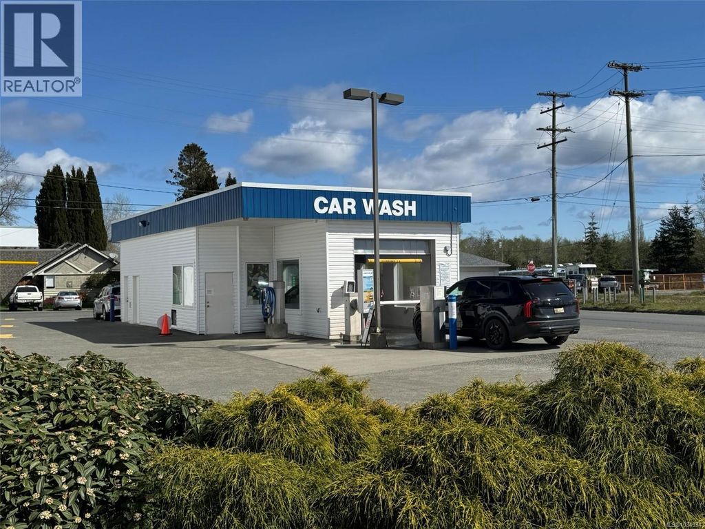 2060 Island Hwy, Campbell River