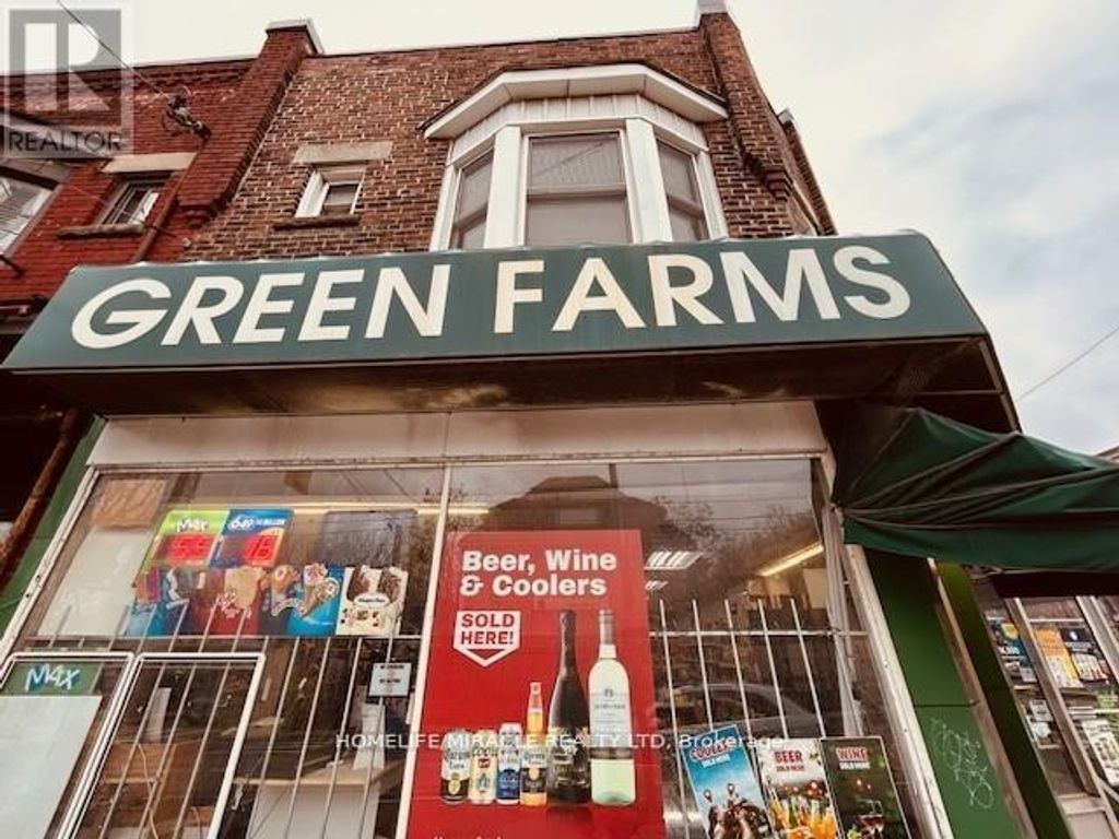 1364 Bathurst Street, Toronto (wychwood)