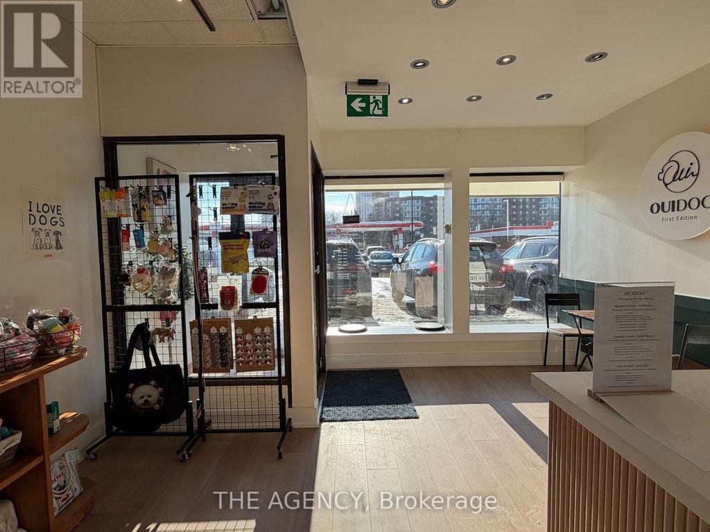 3 - 9580 Yonge Street, Richmond Hill (north Richvale)