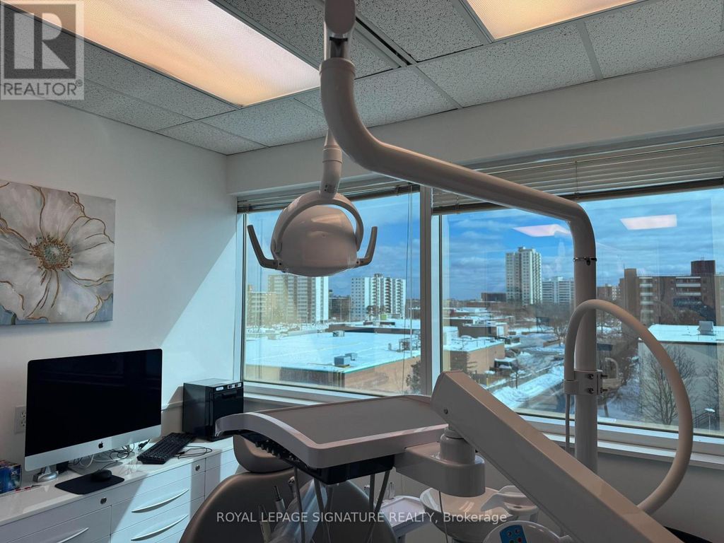 Unit 405 - 71 King Street W, Mississauga (cooksville)