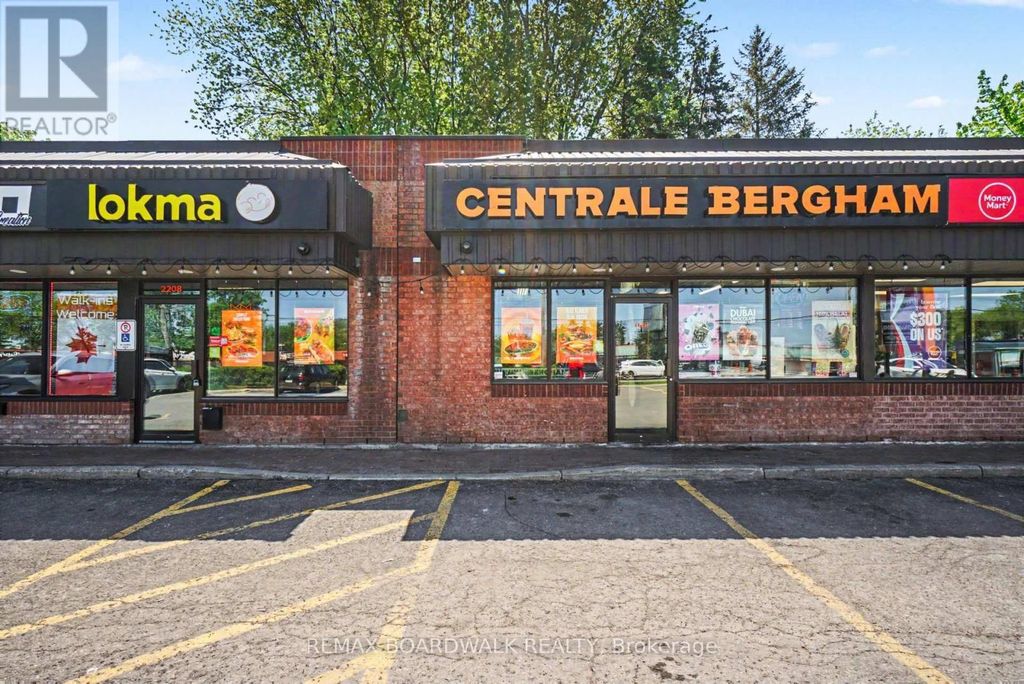106-107 - 2208 St Joseph Boulevard, Ottawa