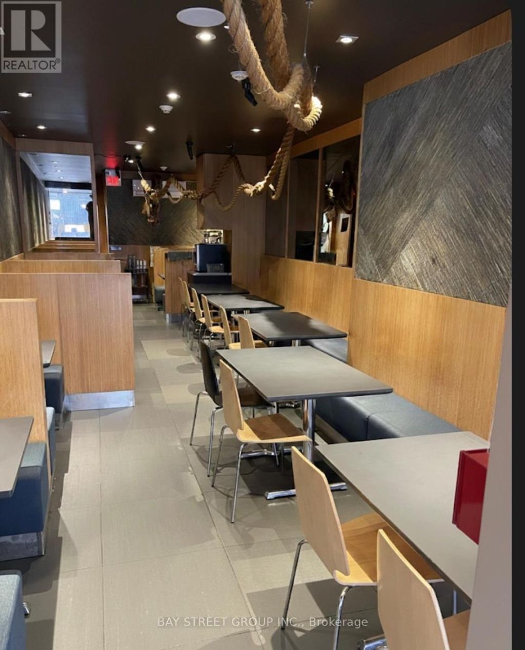650 Yonge Street, Toronto (bay Street Corridor)