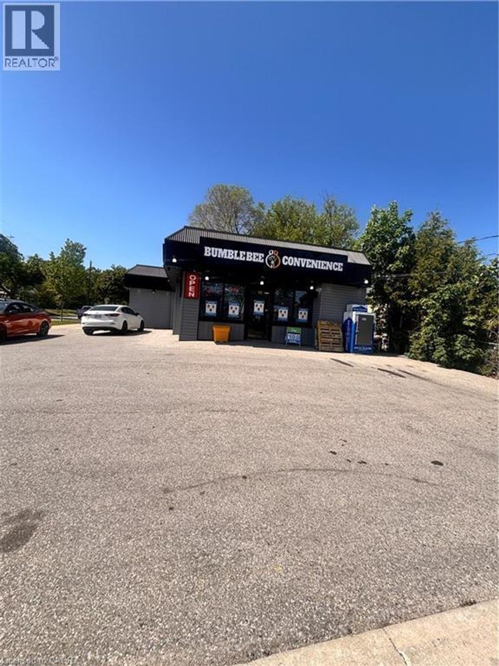 556 Stirling Avenue S, Kitchener