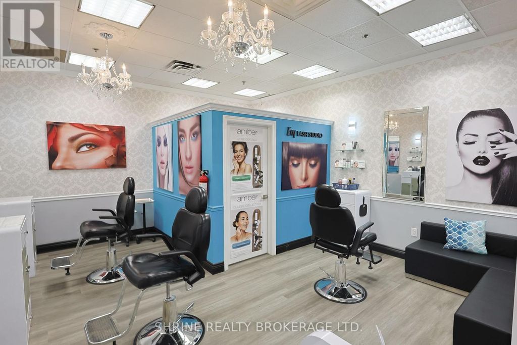 1280 Fanshawe Park Road W, London North (north E)