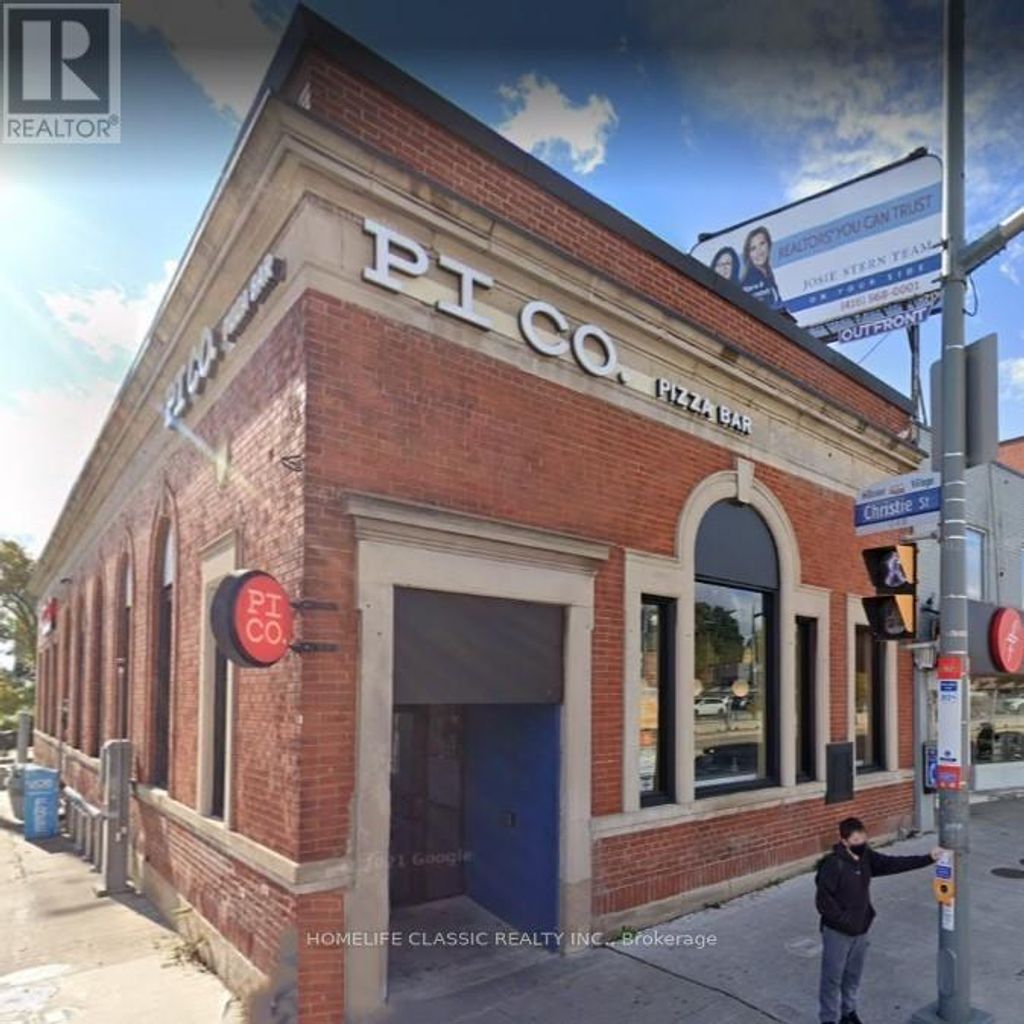 687 St Clair Avenue W, Toronto (wychwood)