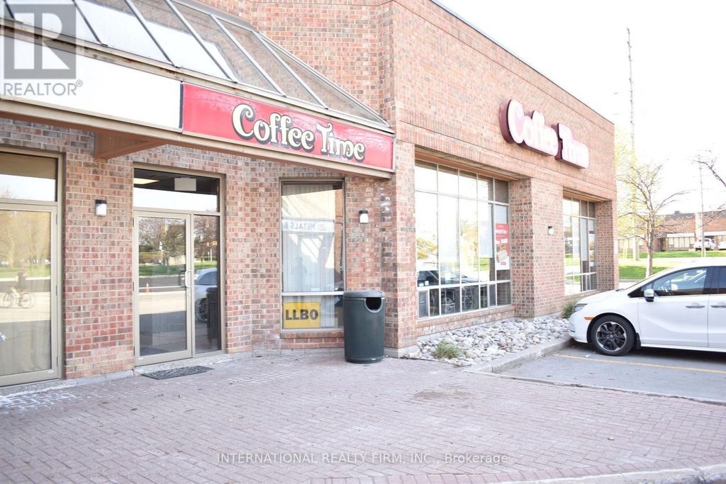6 - 15 Connie Crescent, Vaughan (concord)