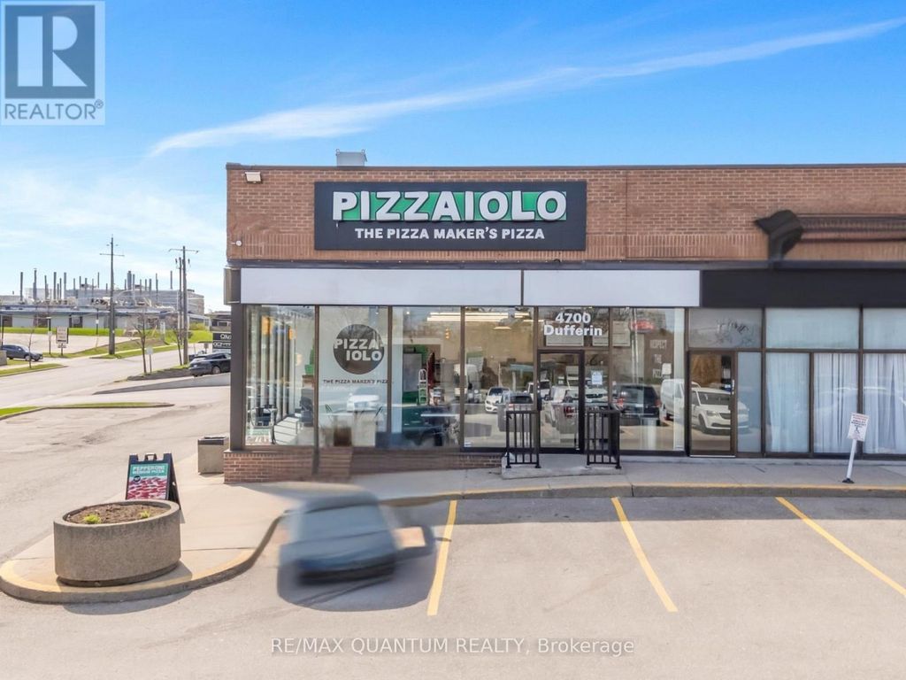 1 - 4700 Dufferin Street, Toronto (york University Heights)