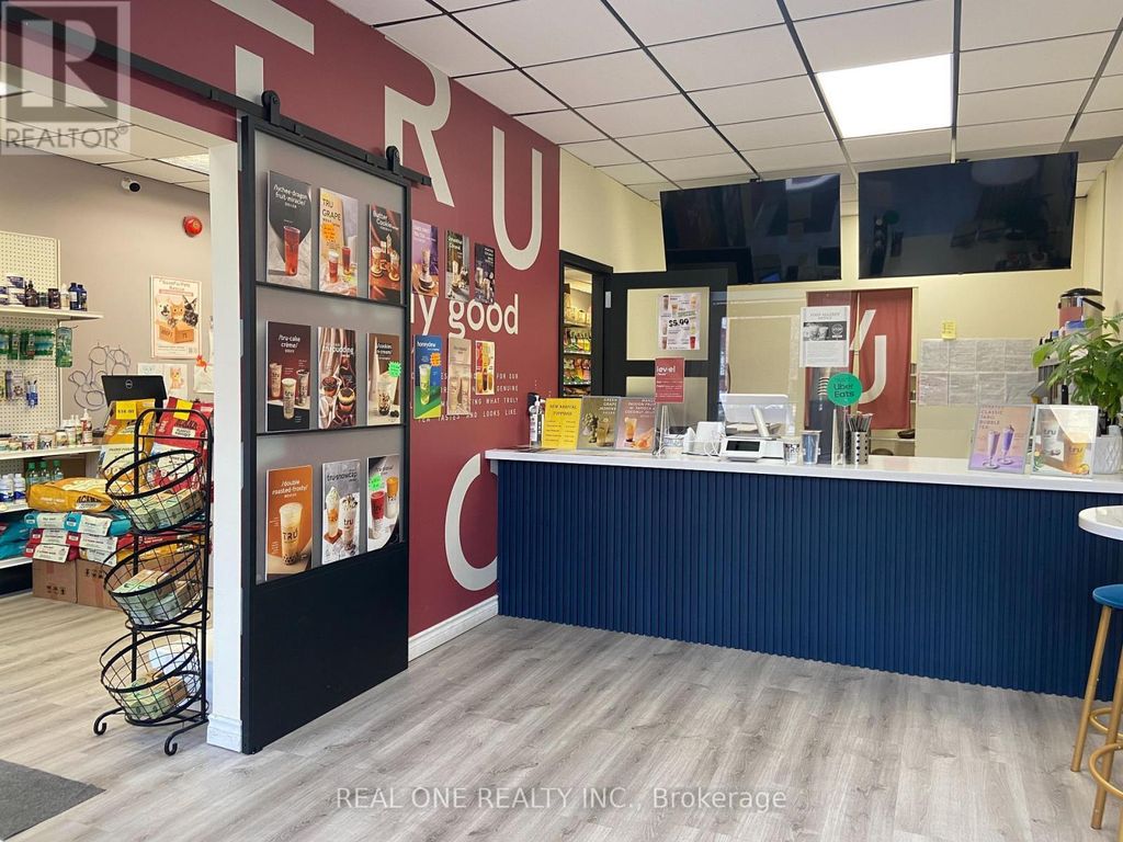 337 Kerr Street, Oakville (co Central)