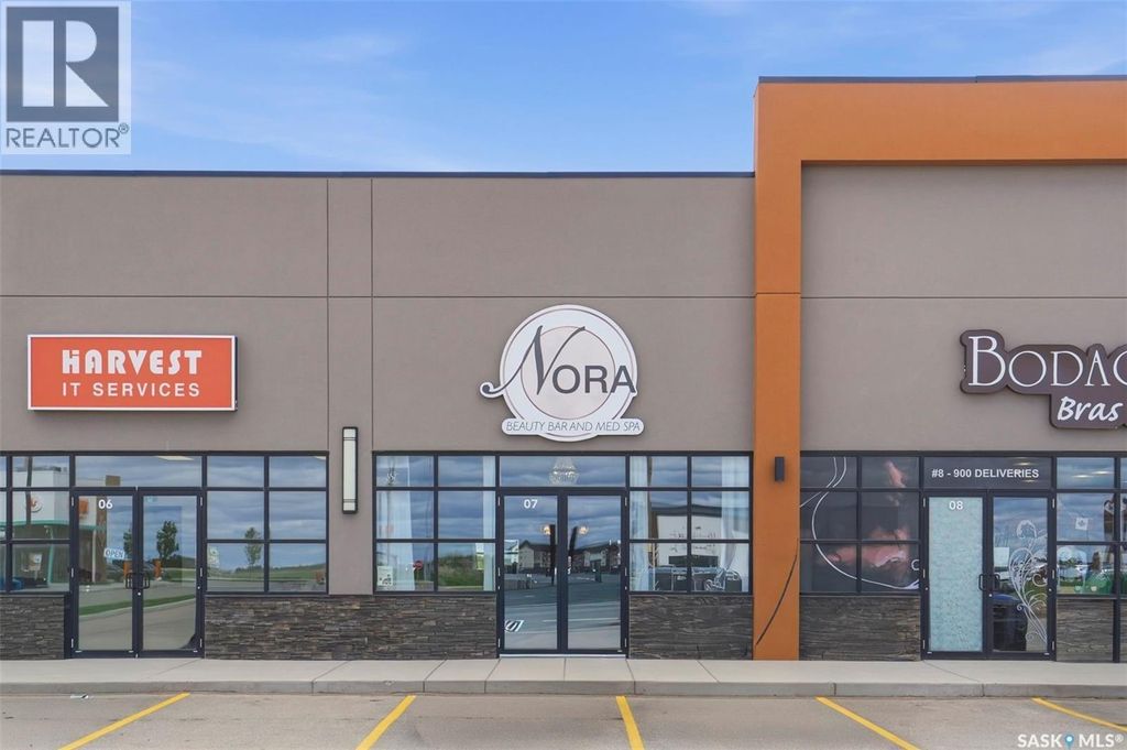 7 900 Centennial Boulevard, Warman
